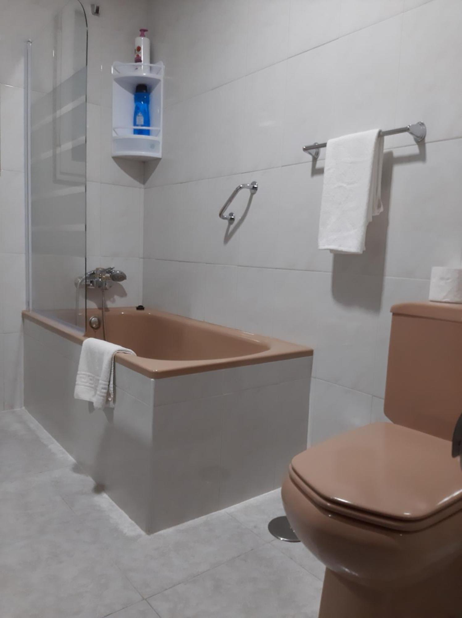 Onís Apartamento Elena Centrico Con Wifi מראה חיצוני תמונה