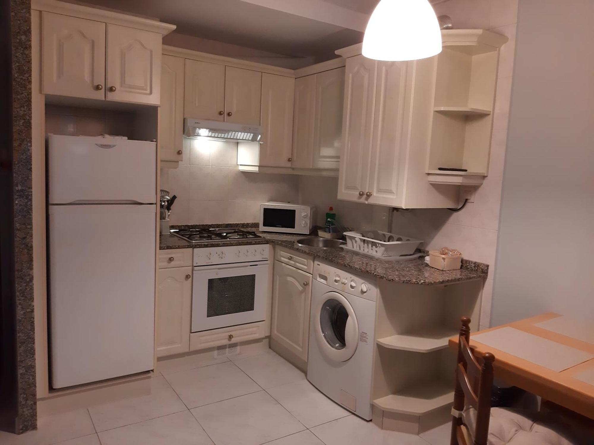 Onís Apartamento Elena Centrico Con Wifi מראה חיצוני תמונה