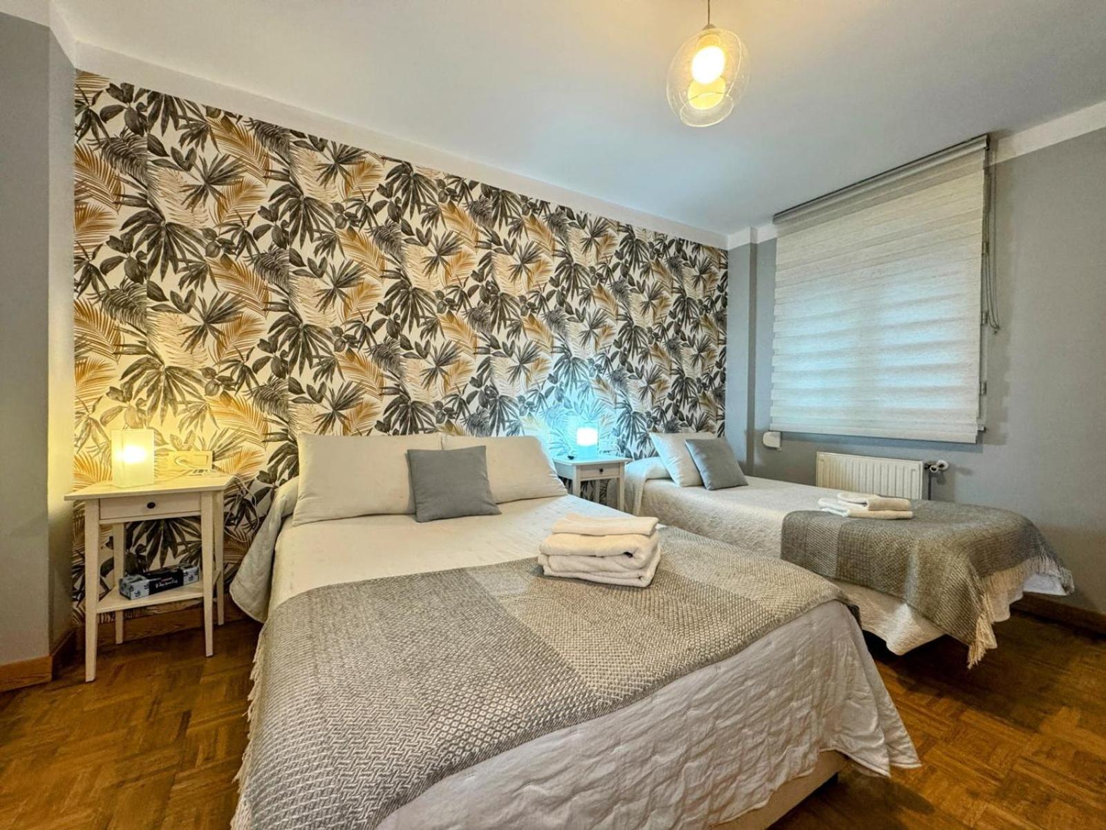 Onís Apartamento Elena Centrico Con Wifi מראה חיצוני תמונה